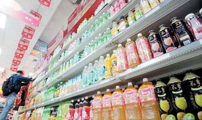 ?？诔袊?yán)守食品安全關(guān)，六種問(wèn)題飲料未現(xiàn)市場(chǎng)